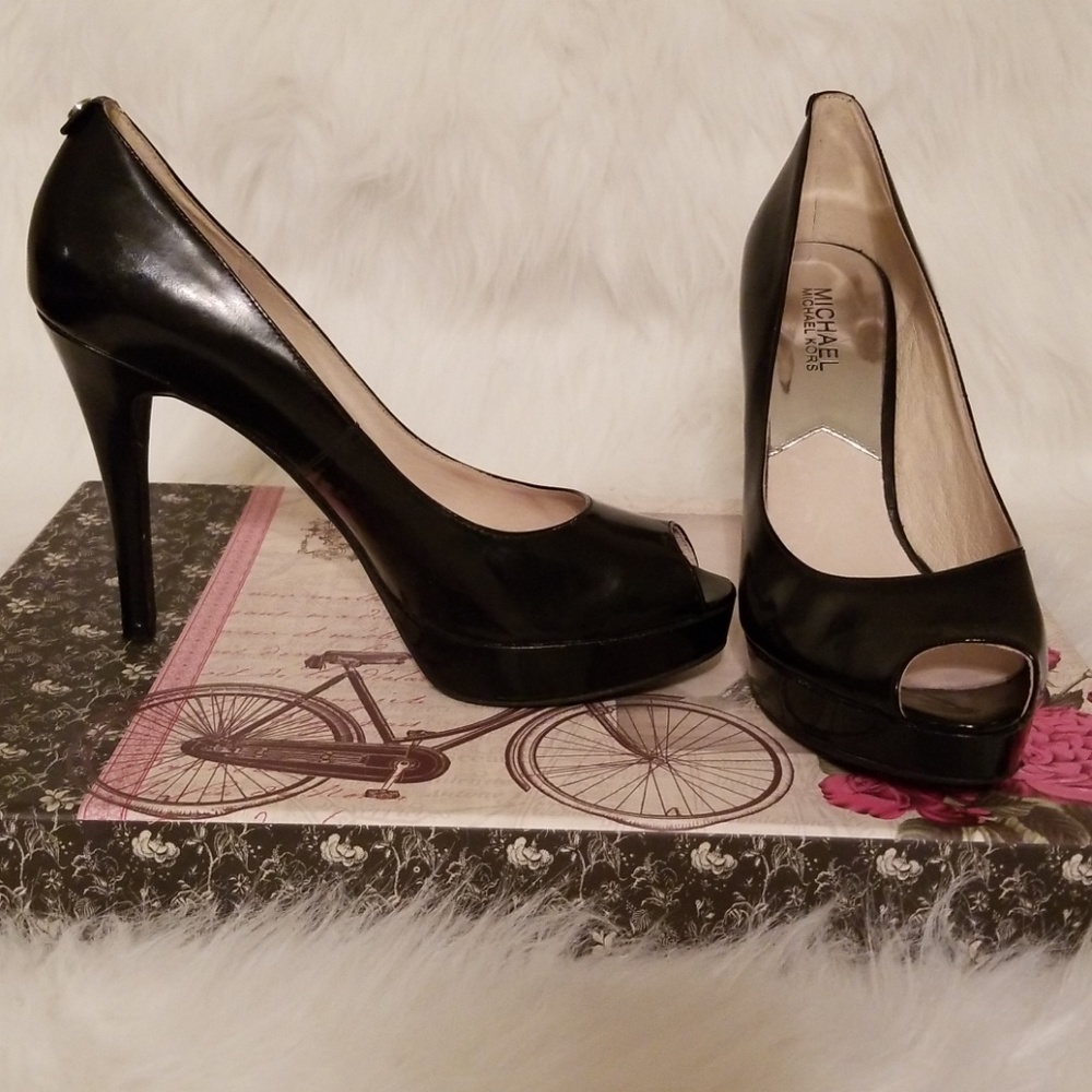 Michael kors heels